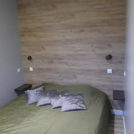 Garden House For 2-4 People Avec Terrasse Hébergement de vacances *